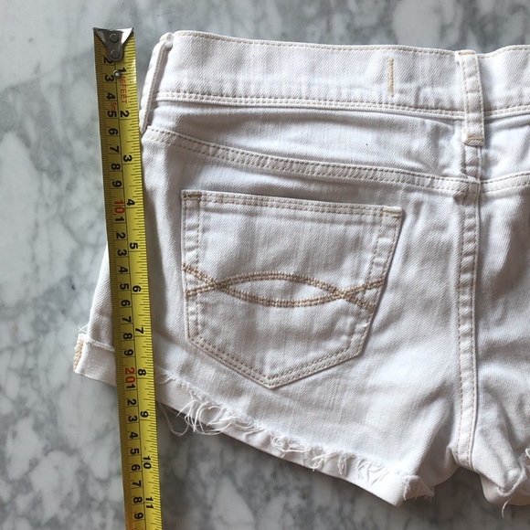 Abercrombie low rise shorts - size 0 w25 - Picture 8 of 8